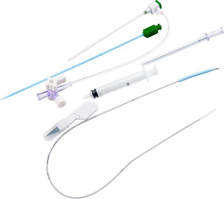 Augšstilba radiālais ieviesējs Sheath 4 5 6 6 7Fr Intrakit piekļuves komplekta remarkas Ieviesēju komplekts